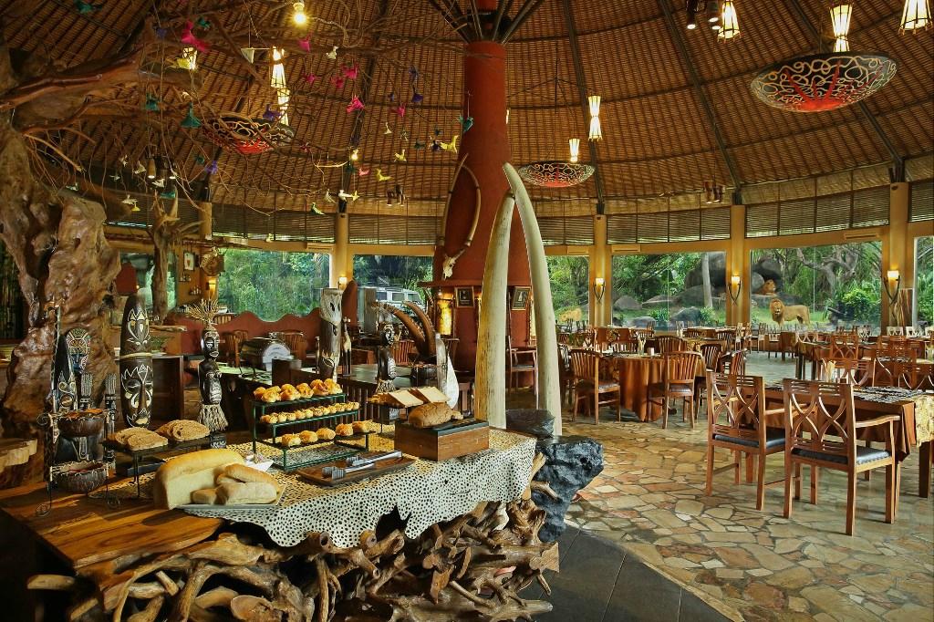 Tsavo Lion Restaurant 1