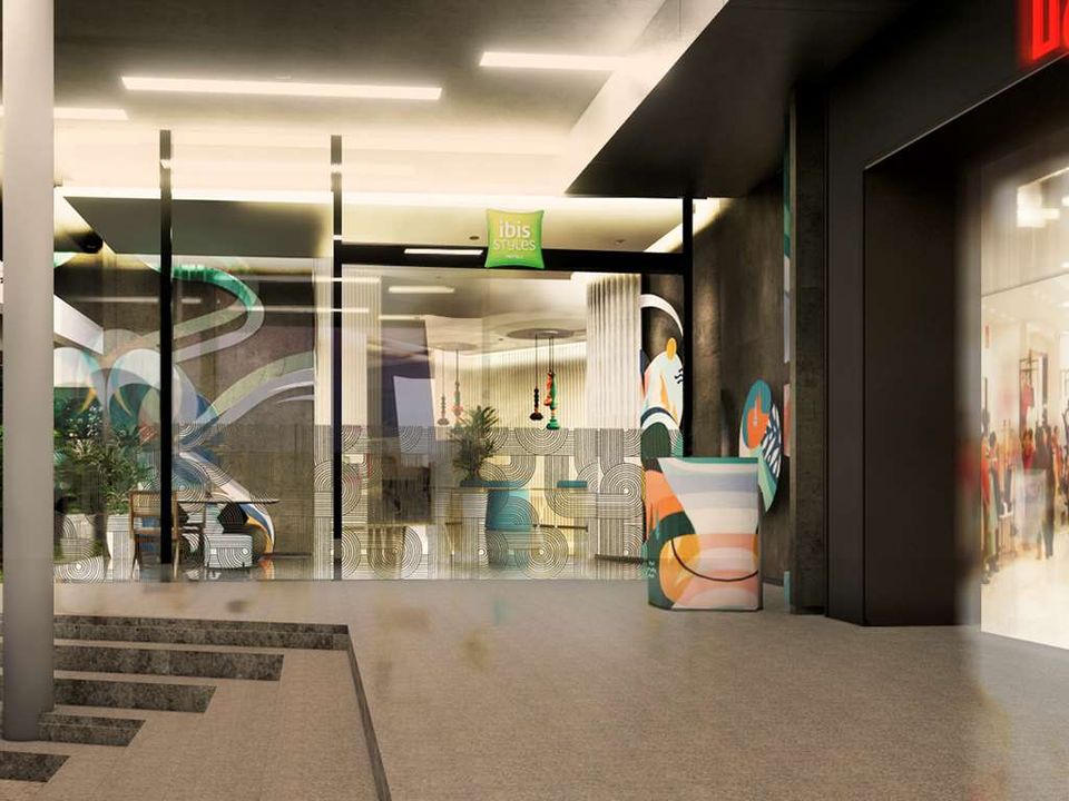  Ibis Styles Semarang Simpang Lima 