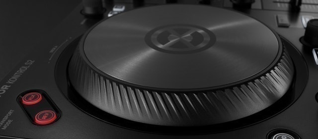 TRAKTOR KONTROL S2 5