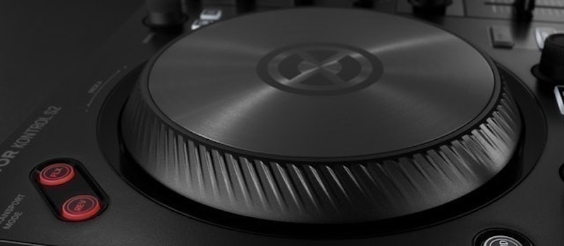TRAKTOR KONTROL S2 5