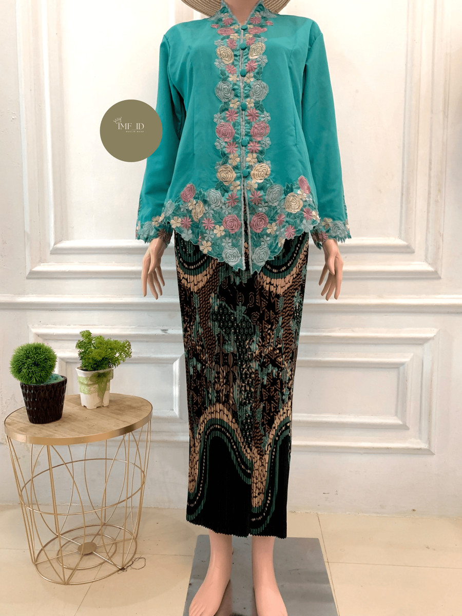  IMF Kebaya Encim Bordir Motif Bunga