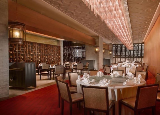 10 Rekomendasi Restoran di Medan Terbaik  3