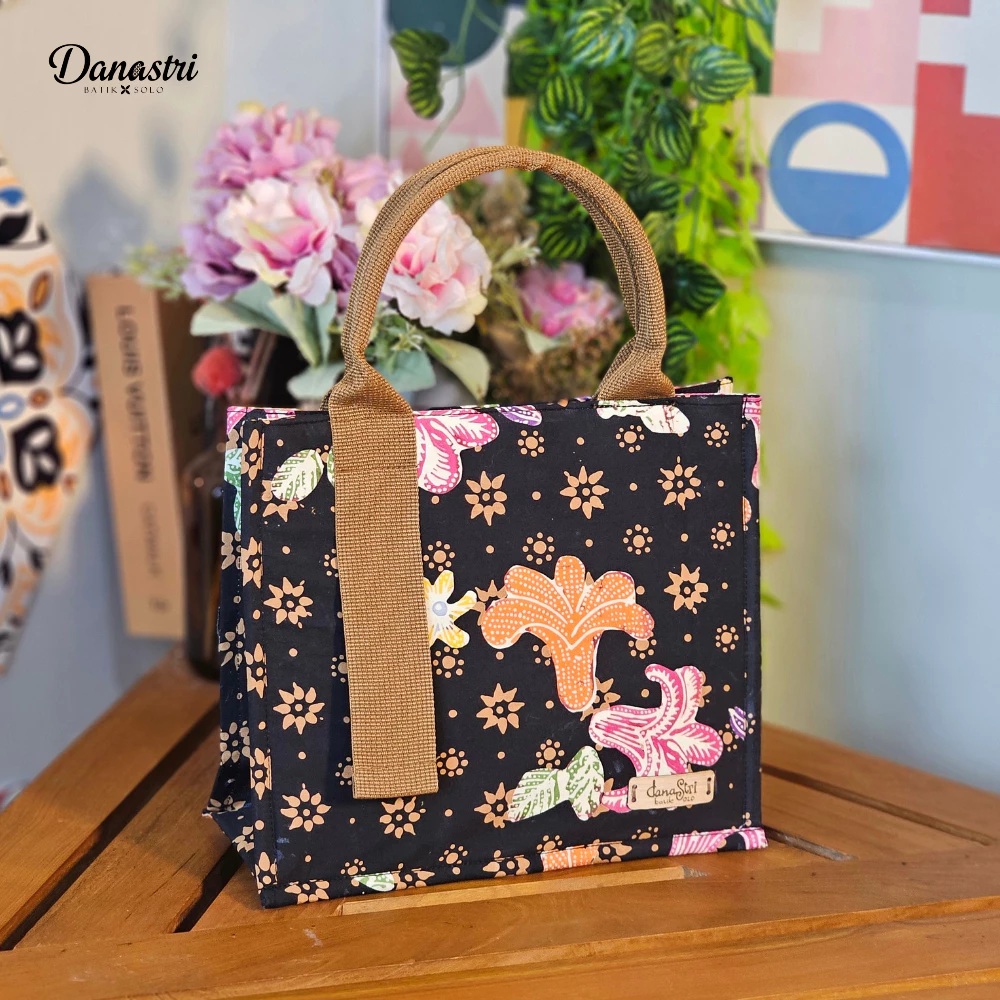 Batik Domas Solo Danastri Totebag Kelra New 01