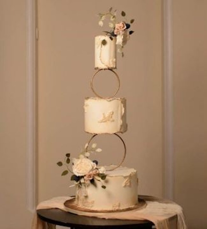 Floating Cake Base 15 & 20 cm 1