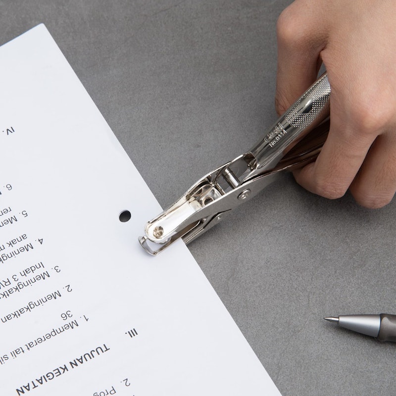 One Hole Punch E0114