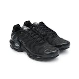 9 Rekomendasi Sepatu Nike Air Max Pria Terbaik 1