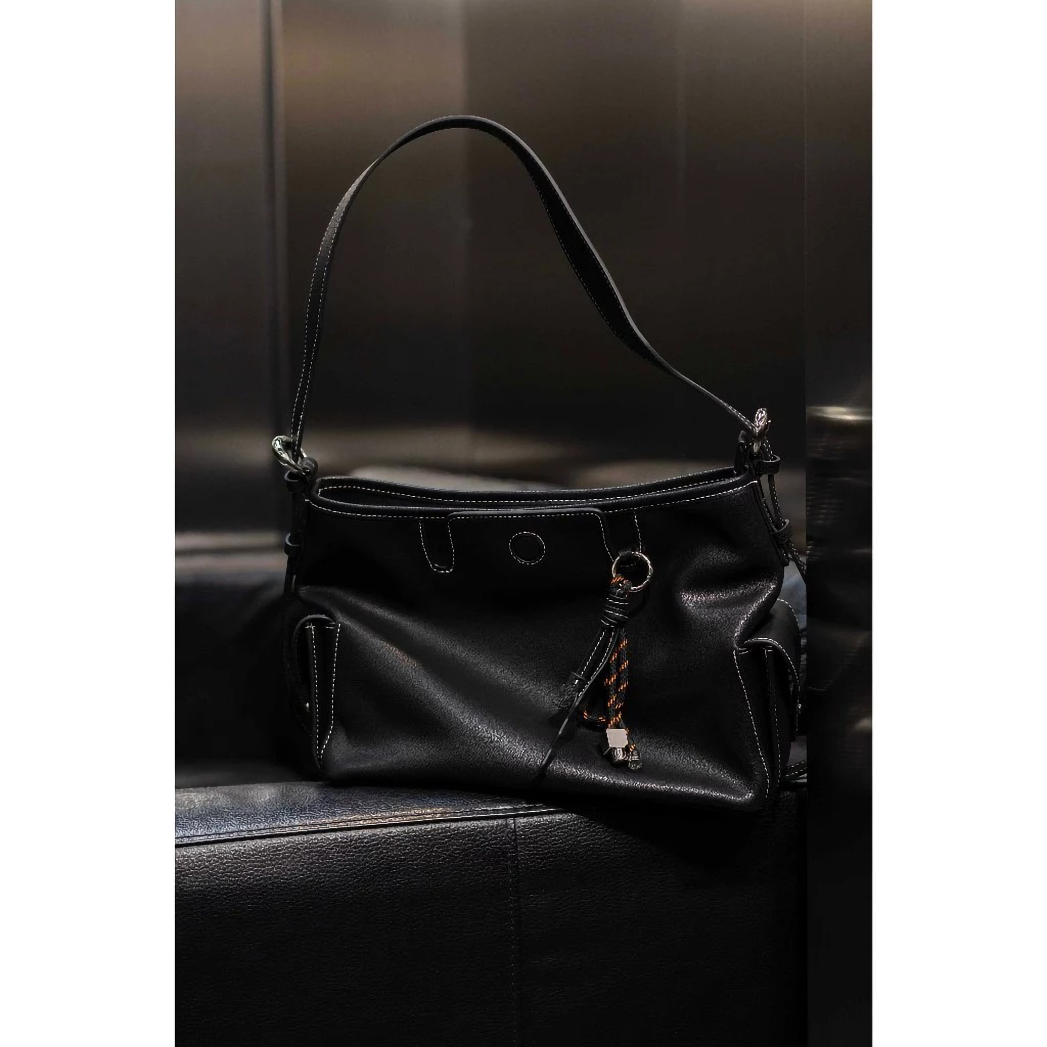 Kaya Mulia Anugrah Gonegani Charm Cecilia Shoulder Bag