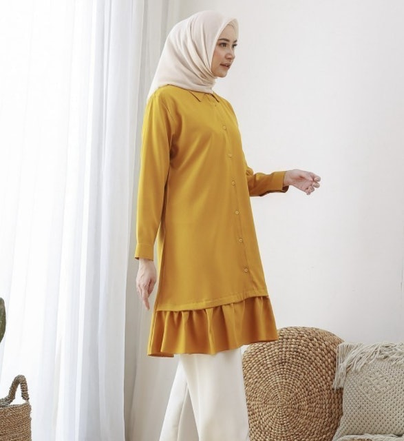 10 Rekomendasi Atasan Warna Kuning untuk Wanita Terbaik  4