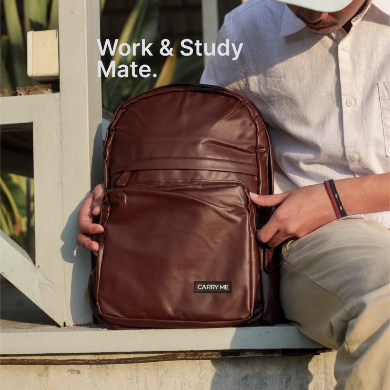 Carry Me Urbanite Backpack 3