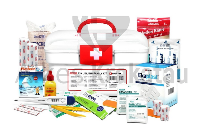 Kotak P3K Plastik Jinjing Family Kit 