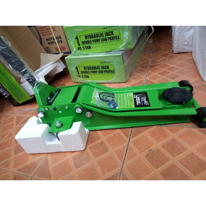 Tekiro Hydraulic Jack Double Pump Low Profile 3 Ton AU-FJ1677