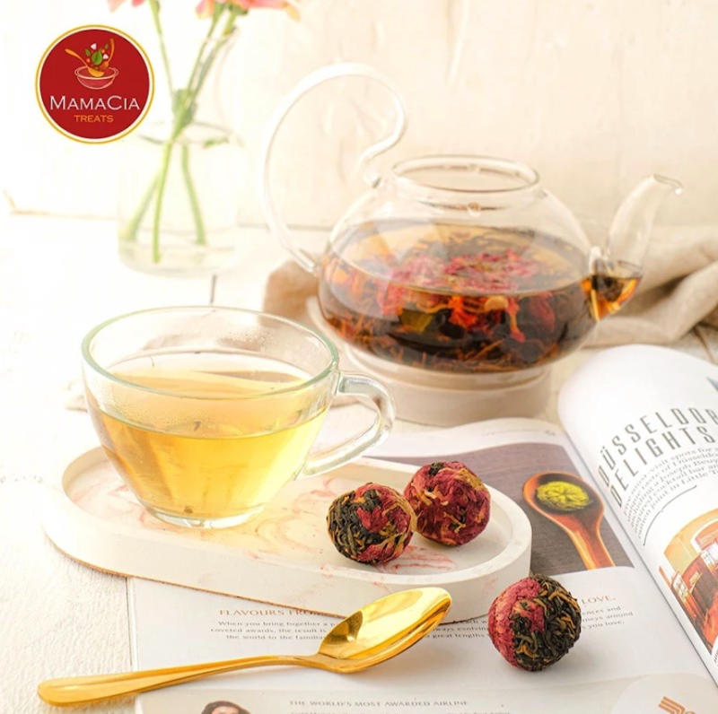 Mamacia Treats Blooming Tea Red Carnation 2