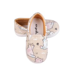 Syalu Sepatu Slip On E01 Kucing Cream