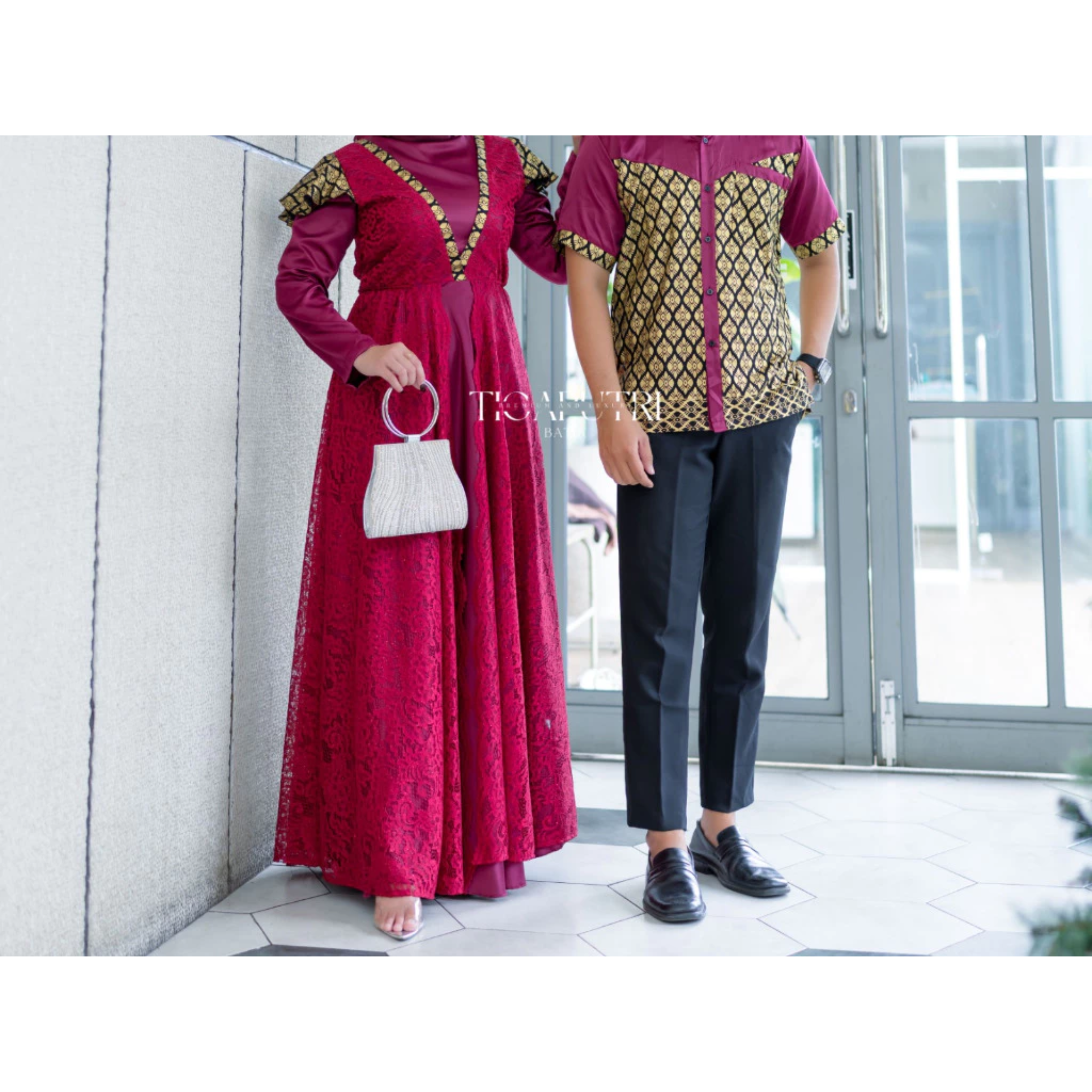  Tiga Putri Gamis Raya Batik Brokat