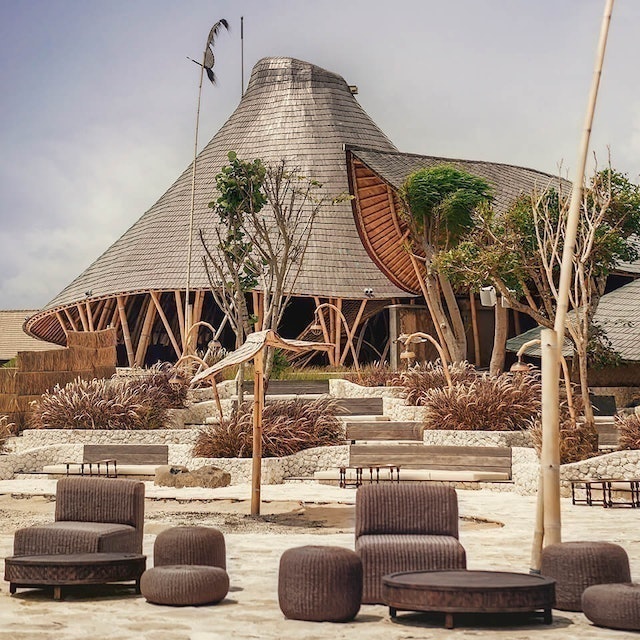 Mari Beach Club 1