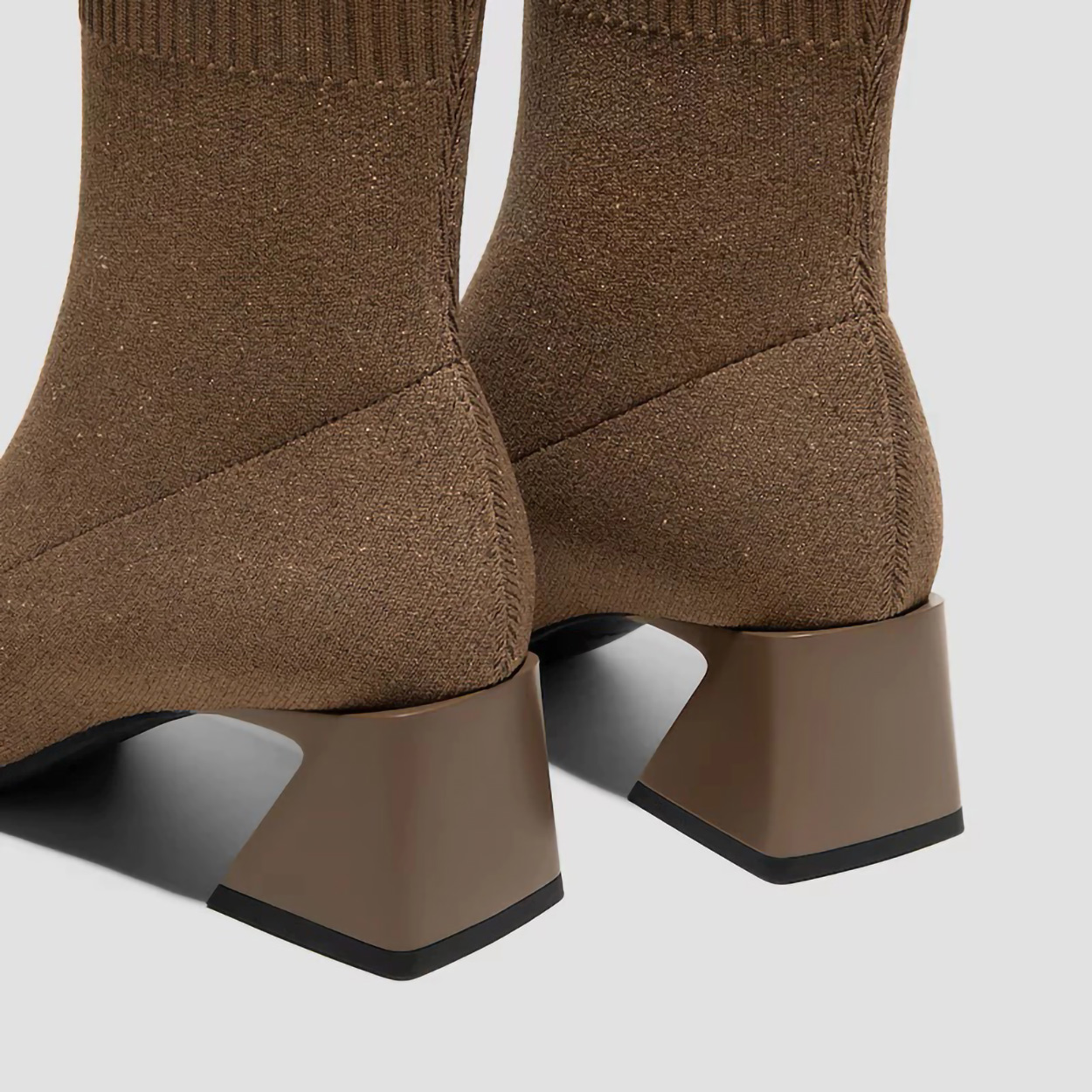 Sepatu Kreatif Indonesia VIVAIA Regina Pro Square-toe Water Repellent Bootie