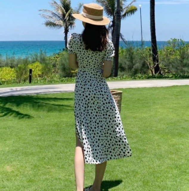 Newlan Dress Pantai Mid-Length Split Polkadot Qz004