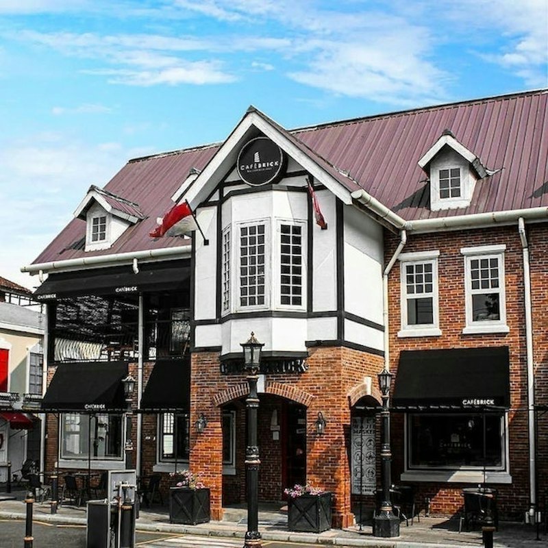 Cafe Brick 1