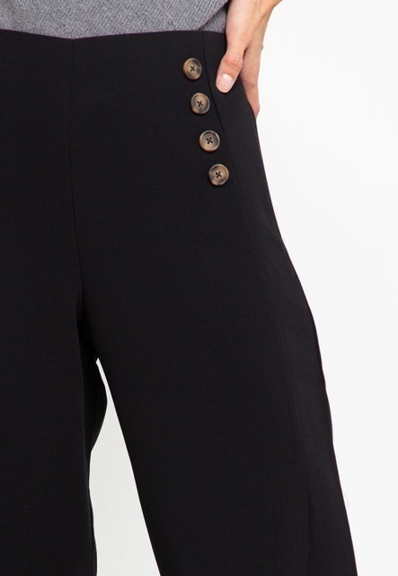 Korz Buttoned Culottes Black