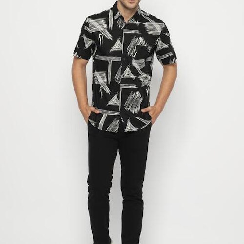 Platini Kemeja Motif Pria Lengan Pendek Katun Hitam 5