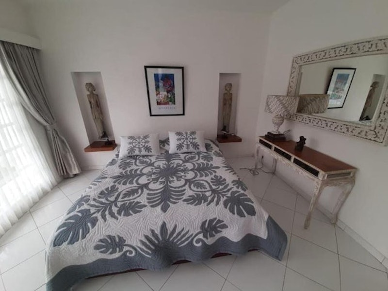 SUNKISS VILLA by Yogya Tropicana 3