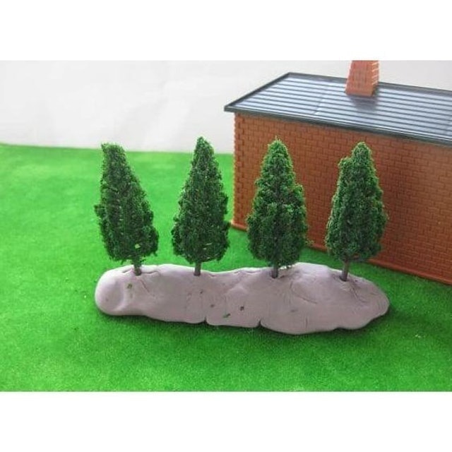 Diorama Pohon Cemara 2