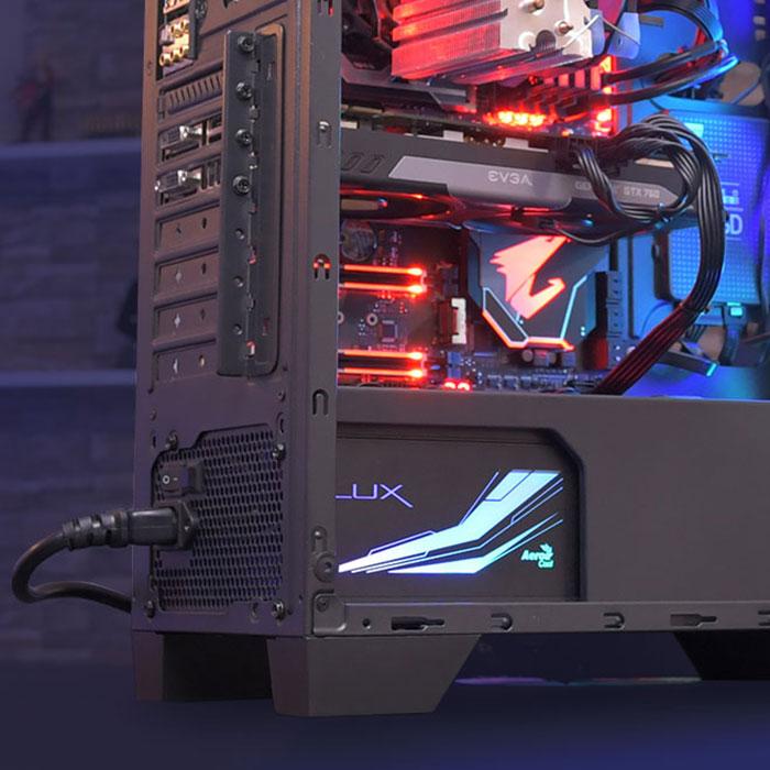 Aerocool LUX RGB 550W 3