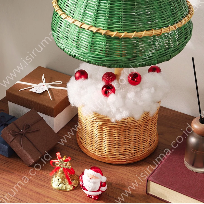 isiruma Rattan Christmas Tree 3