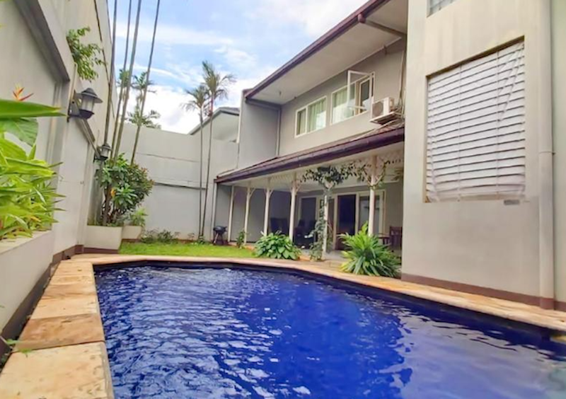 Kemang Utara Creative Villas 1