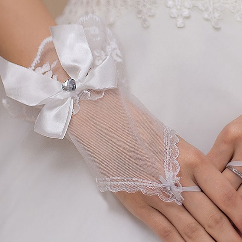 Sarung Tangan Pengantin Renda 2