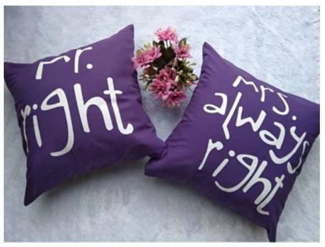 Bantal Couple Mr. Right & Mrs. Always Right