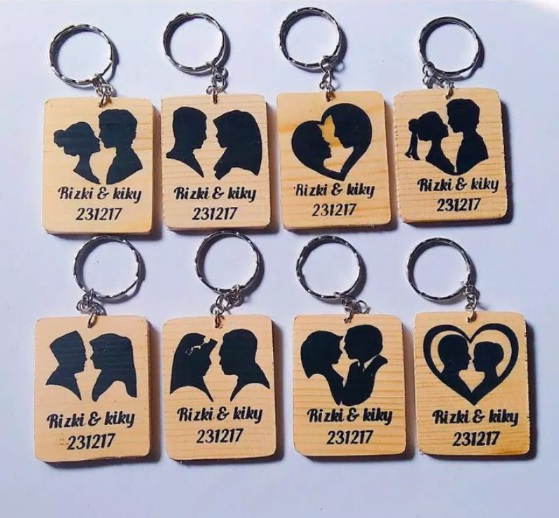 10 Rekomendasi Gantungan Kunci untuk Souvenir Terbaik  4