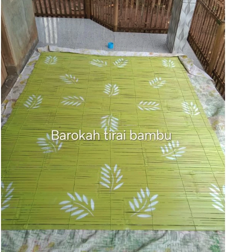  Tirai Bambu Gulung Motif 