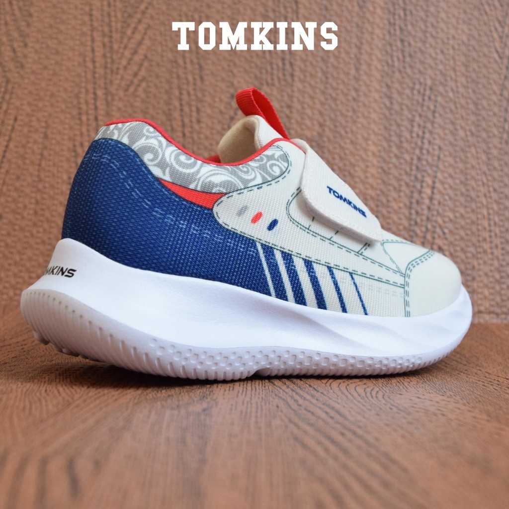 Primarindo Asia Infrastructure Tomkins Crystal