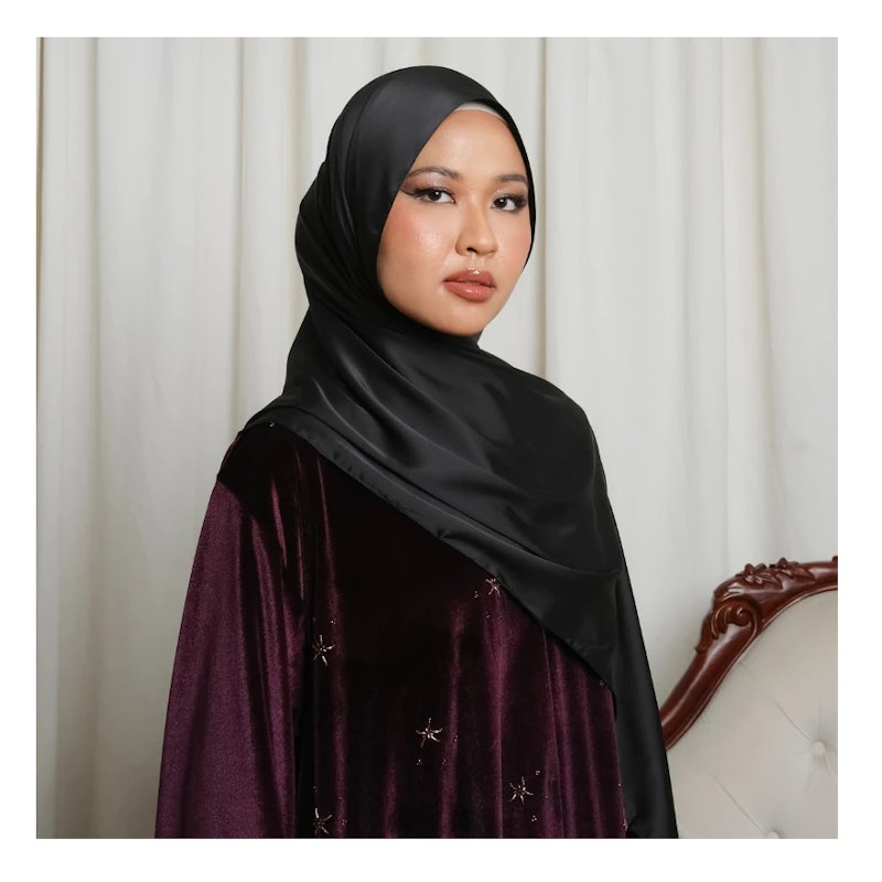 Tantri Namirah Savana Luxury Pashmina 2