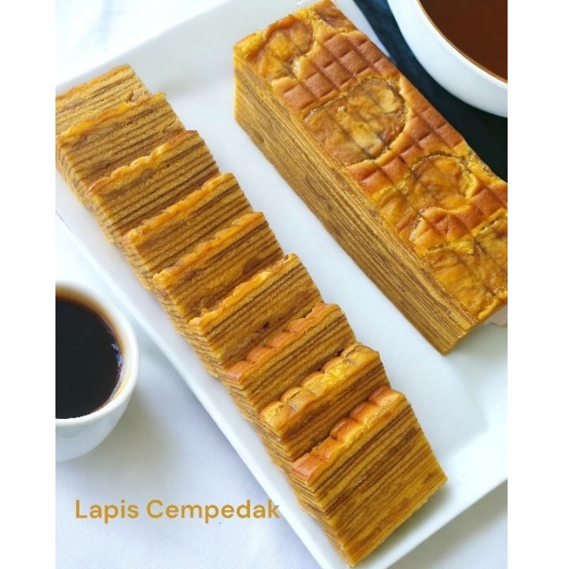 Dapoer JGC Dapoer JGC Lapis Legit Cempedak 1/3 Loyang