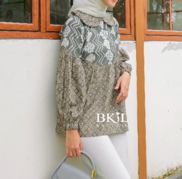  Kanthil Batik Kerja Blus Amarilis