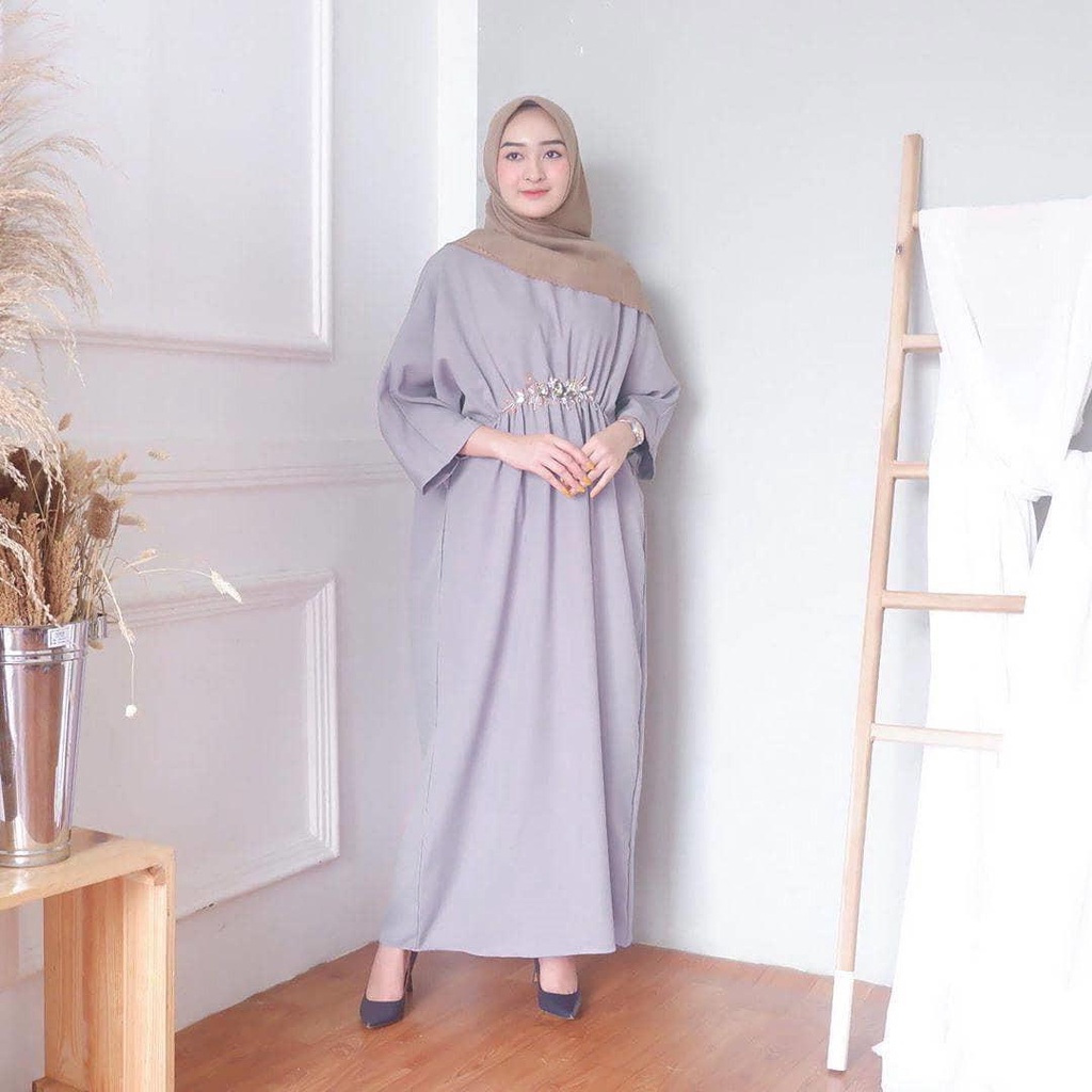 DEMEN OUTFIT  Maria Kaftan
