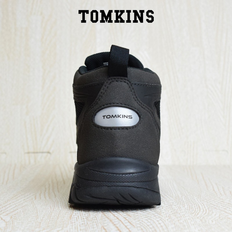 TOMKINS Roblox Hitam 4