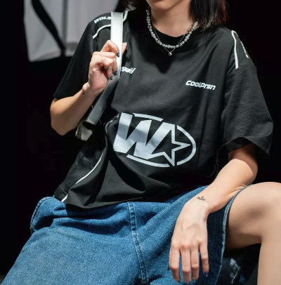 Peeba Global Indonesia Woodlays Kaos Boxy Regular Legally Linea