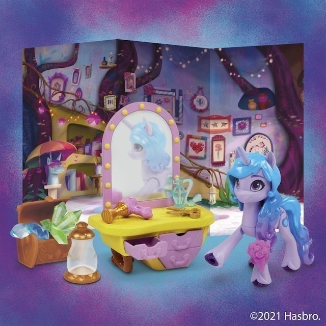 Hasbro My Little Pony: A New Generation Movie Story Scenes Critter Creation Izzy Moonbow F2935