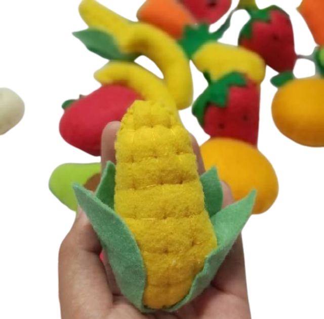  Magnet Kulkas Flanel Buah dan Sayur