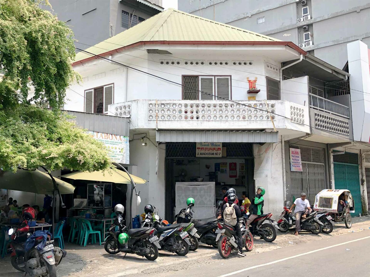 Rumah Makan Tabona 5
