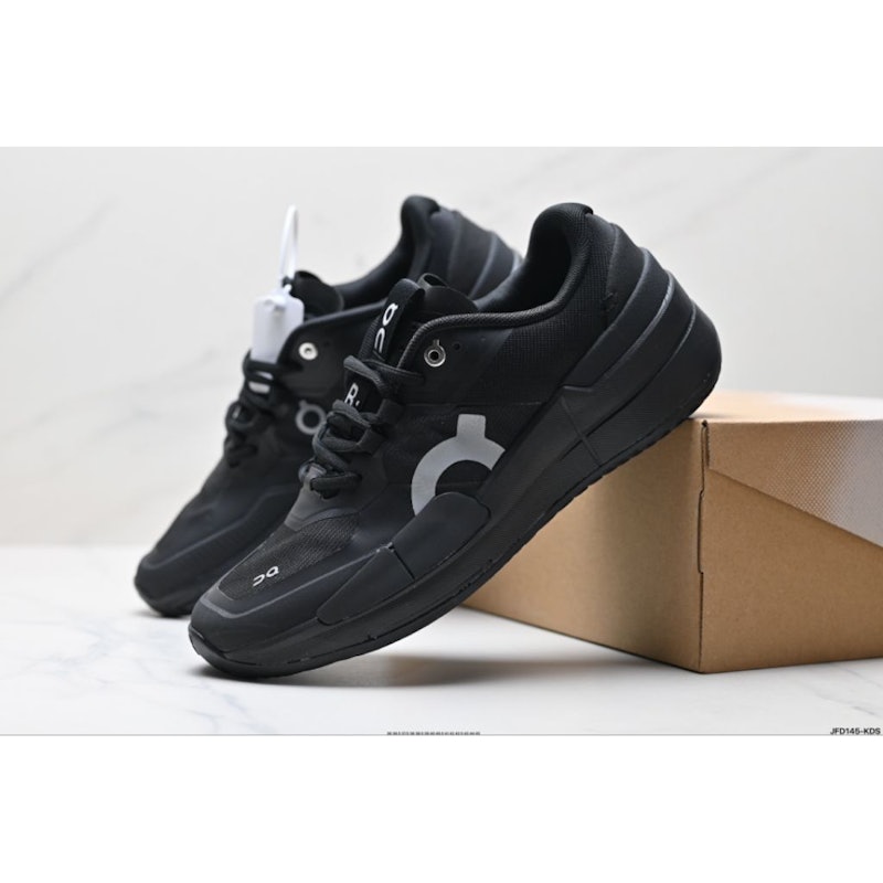 On The Roger Pro 2 All Black 3