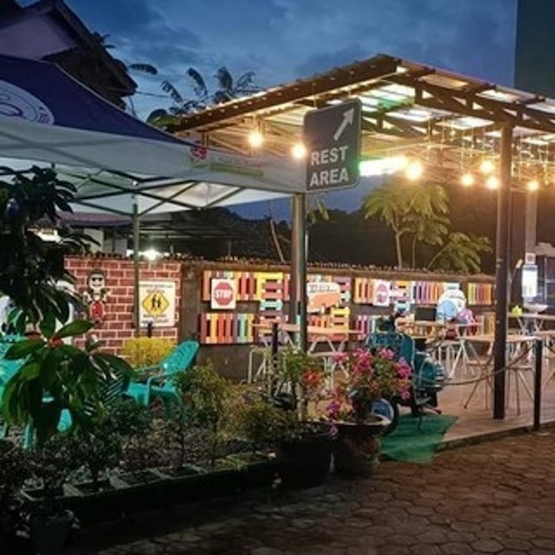 Fitting Lampu Gantung Dekorasi Outdoor 5