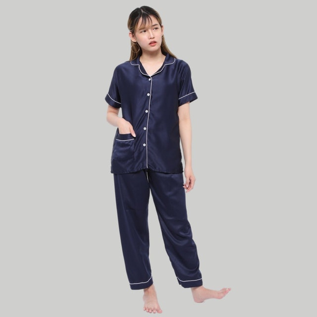 Monellina  Tina.CP Piyama Wanita Jumbo Lengan Pendek Satin Polos