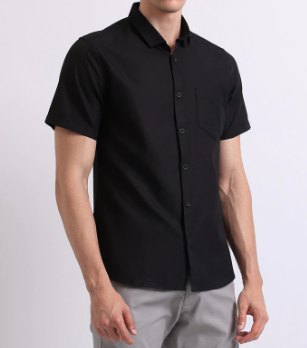 10 Rekomendasi Kemeja Hitam Polos untuk Pria Terbaik mybest