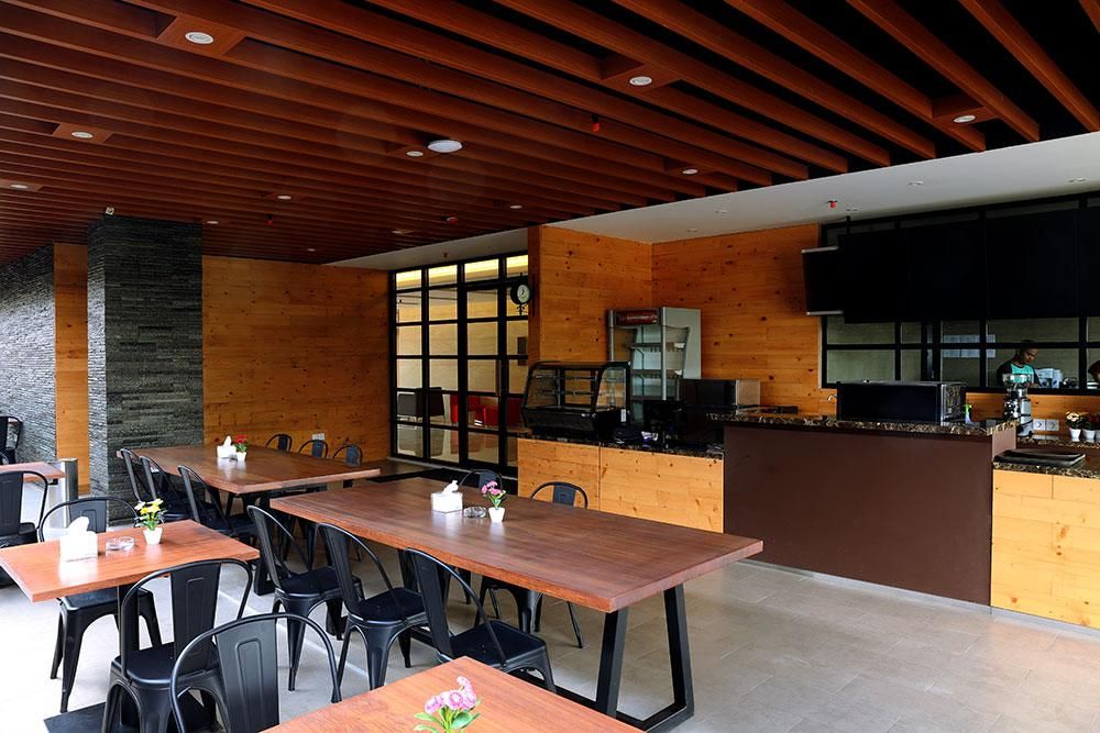 Citihub Hotel Manajemen Grand Citihub Hotel @Kajoetangan Malang 