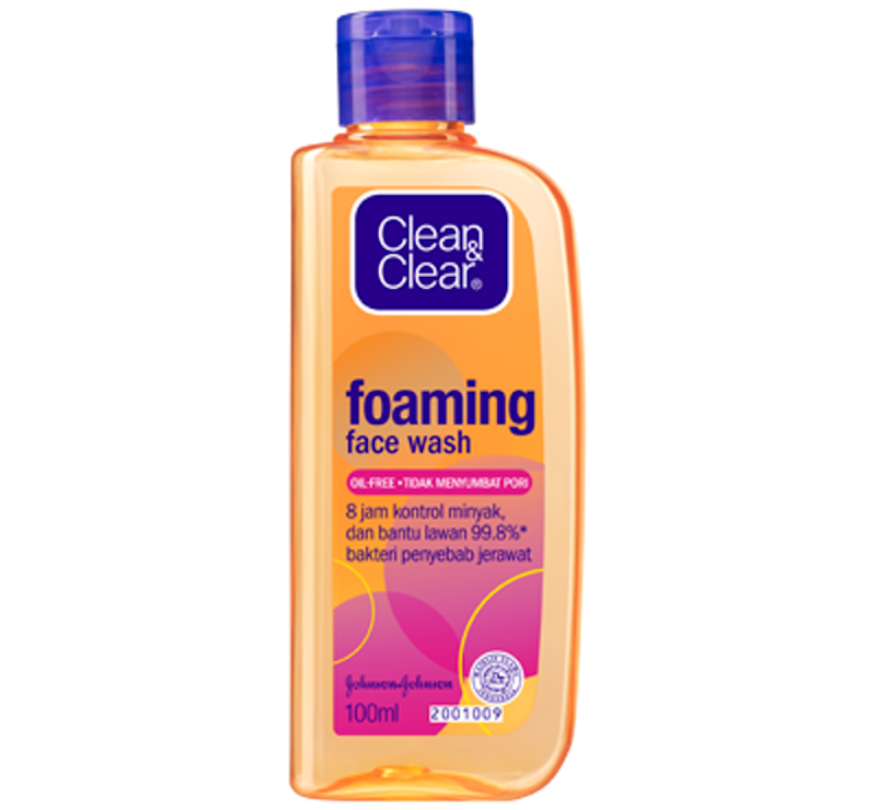 Clean & Clear Foaming Face Wash 1