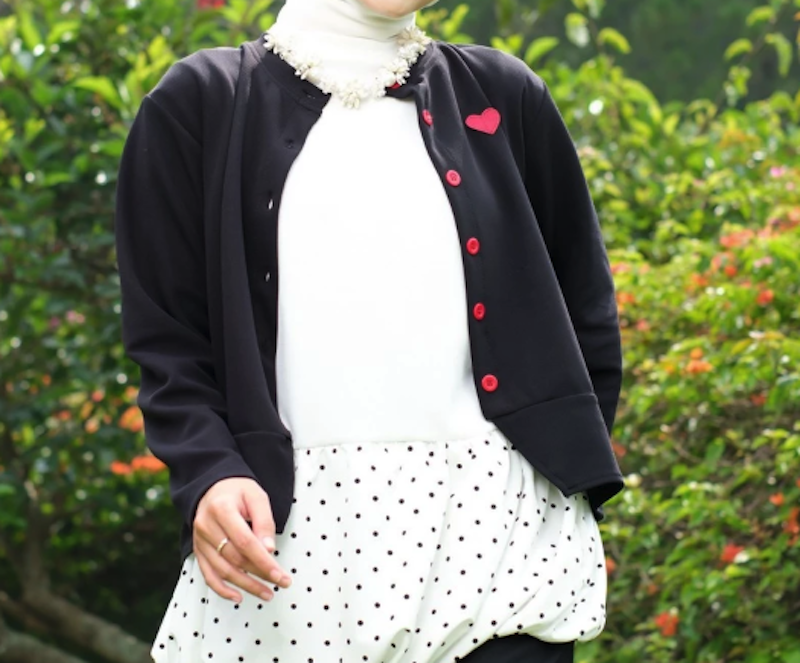 Mybamus Heart Knit Cardigan 2